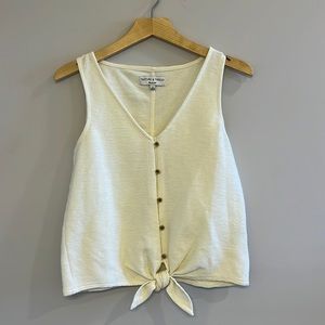 Madewell 
Texture & Thread Button-Front Tie Tank Top size (small)